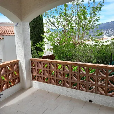 Muntaner 24- Piso Con Piscina Comunitaria شقة